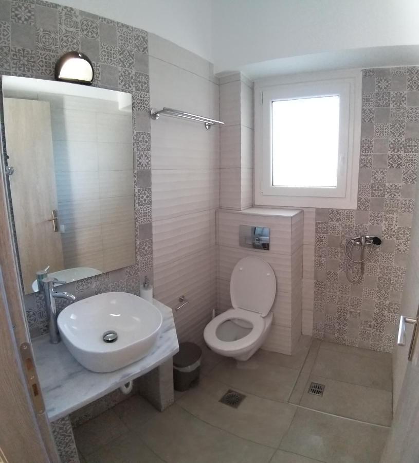 Zeus Hotel Иреон Экстерьер фото